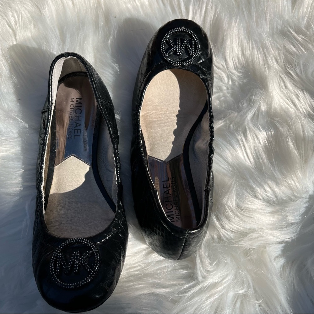 MICHAEL Michael Kors Fulton Black Quilted Leather Ballet Flats - Picture 5 of 11